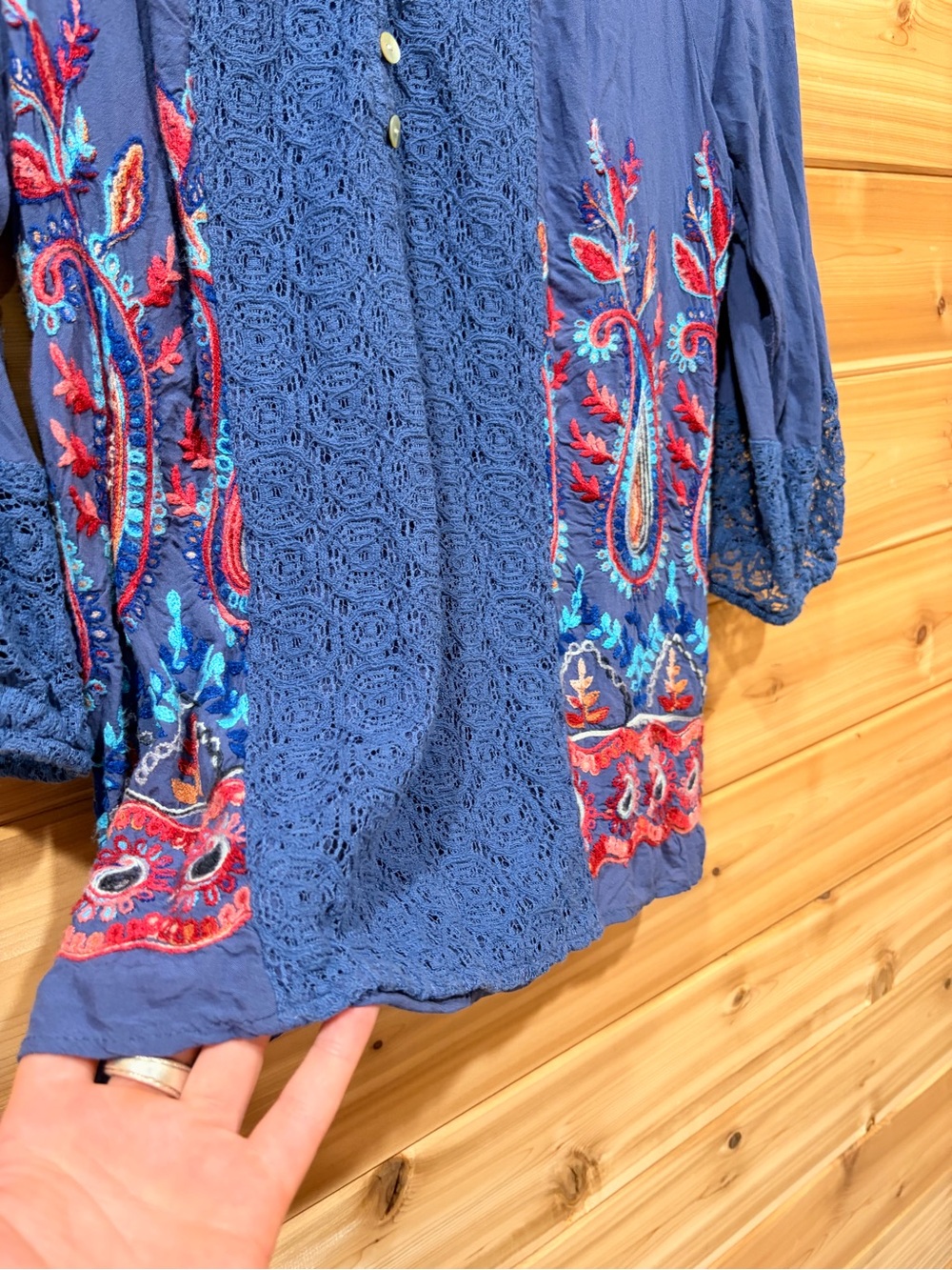 Figueroa & Flower Boho Peasant Top Embroidered Paisley Crochet Lace Blue Medium‎ - Picture 5 of 8